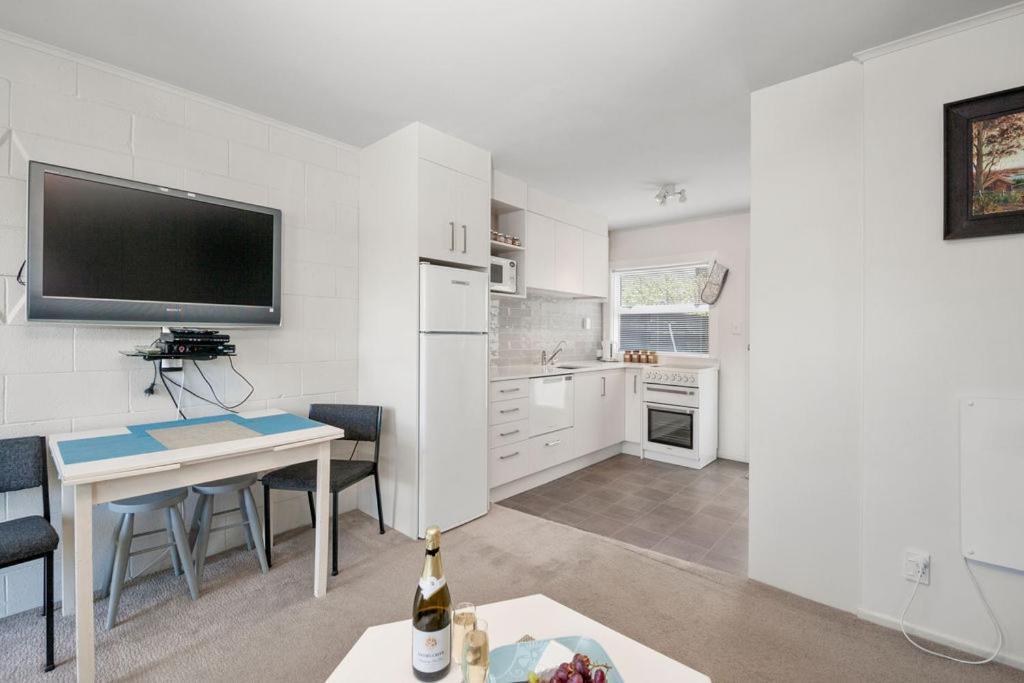 Central Stay - Taupo Flat Exterior foto